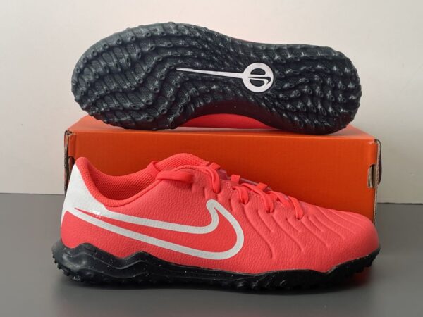 Nike Tiempo Legend Club TF JR.