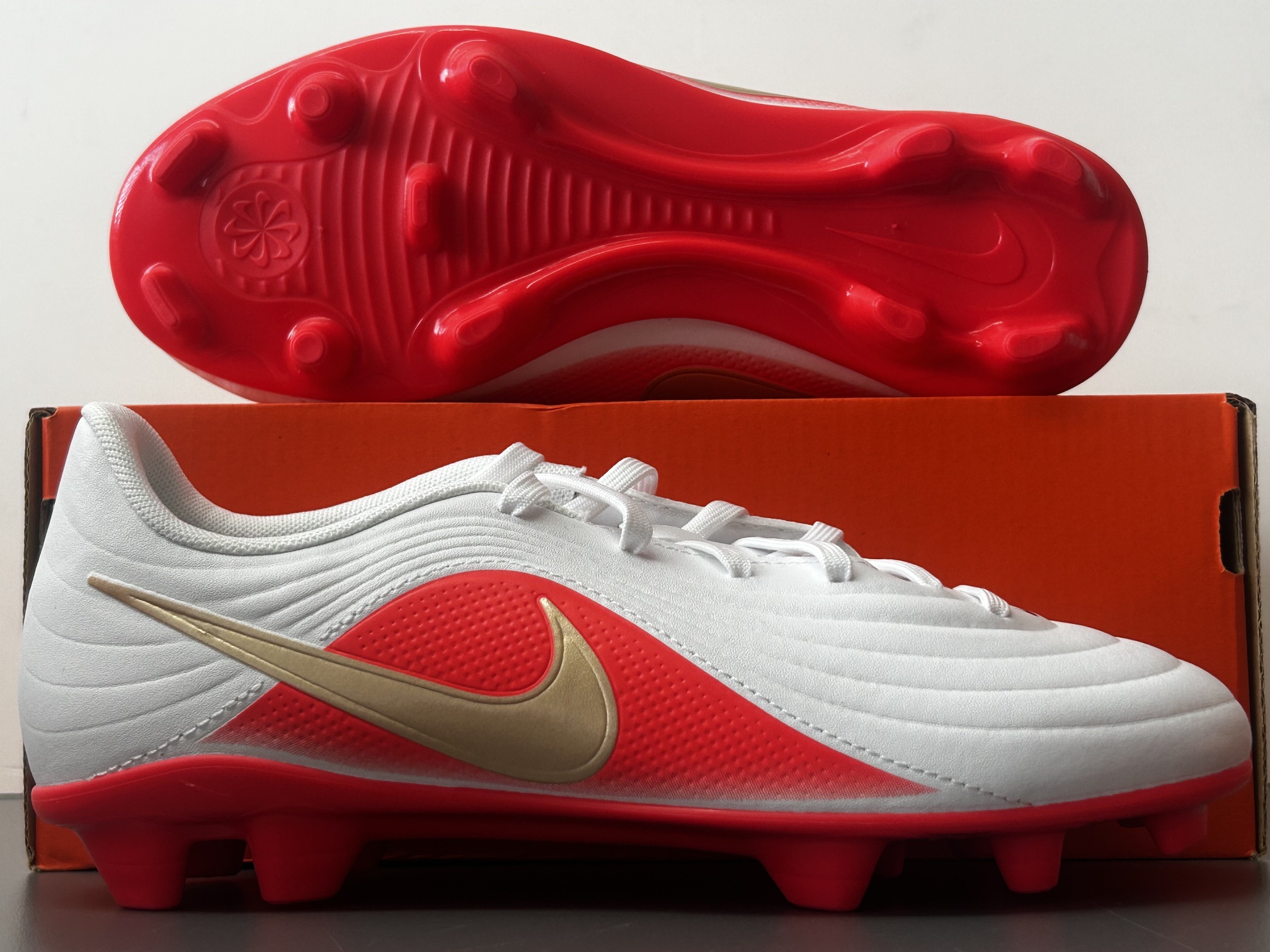 Nike Tiempo Legend Club FG JR – Bild 1